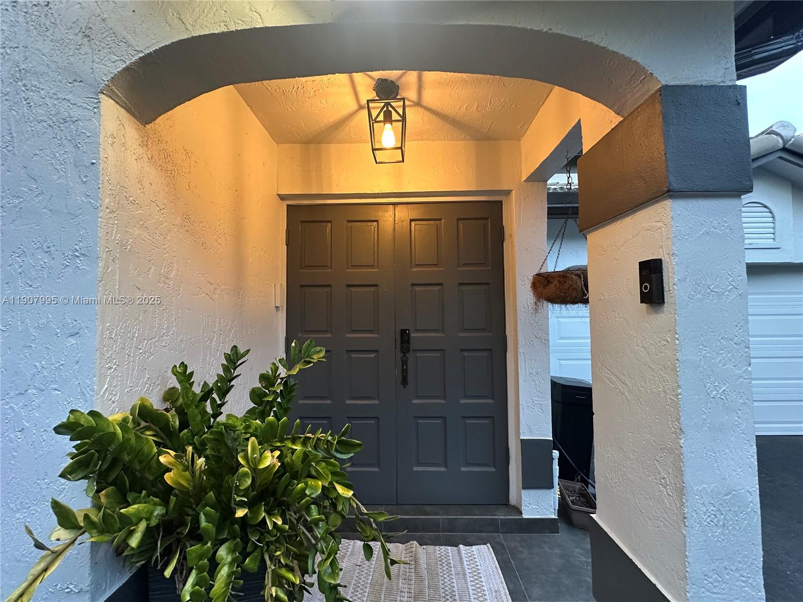 WINSTON PARK SECTION TWO- - Residential Lease