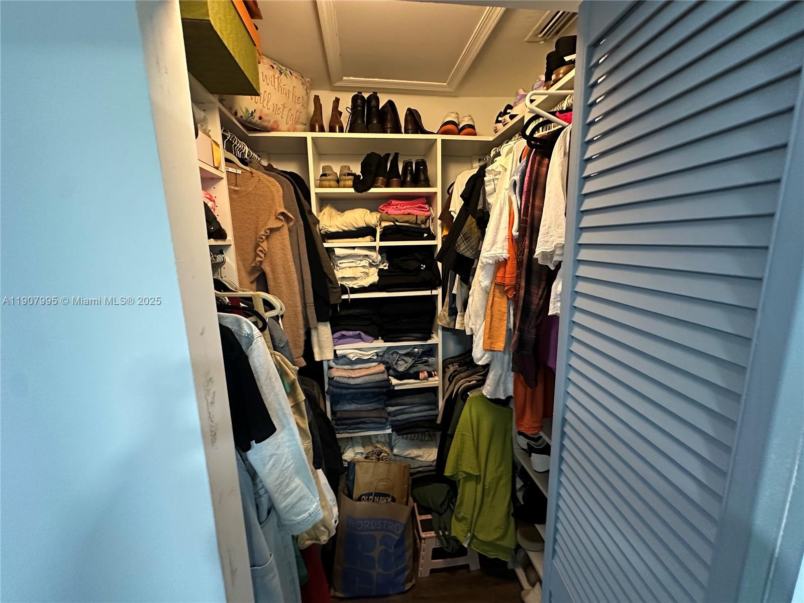 WINSTON PARK SECTION TWO- - Residential Lease