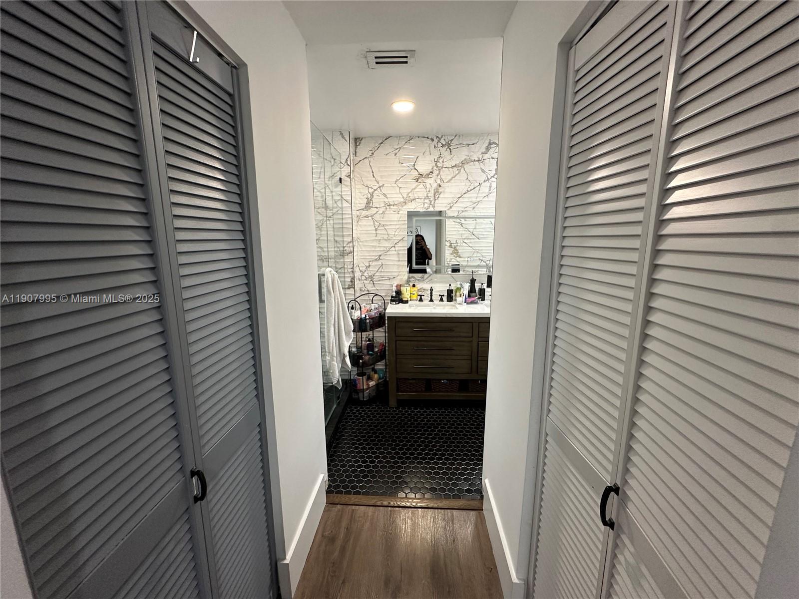 WINSTON PARK SECTION TWO- - Residential Lease