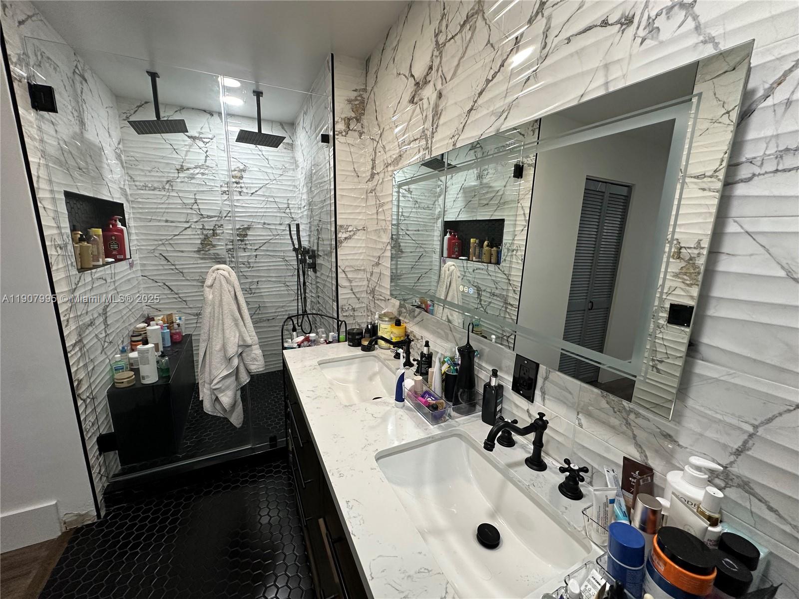 WINSTON PARK SECTION TWO- - Residential Lease