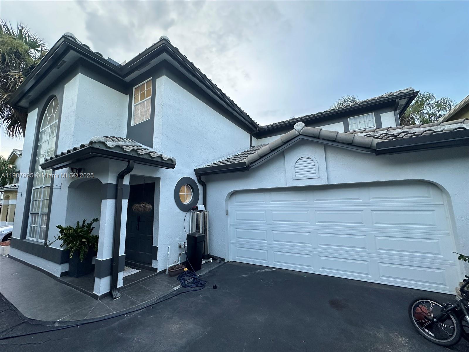 WINSTON PARK SECTION TWO- - Residential Lease