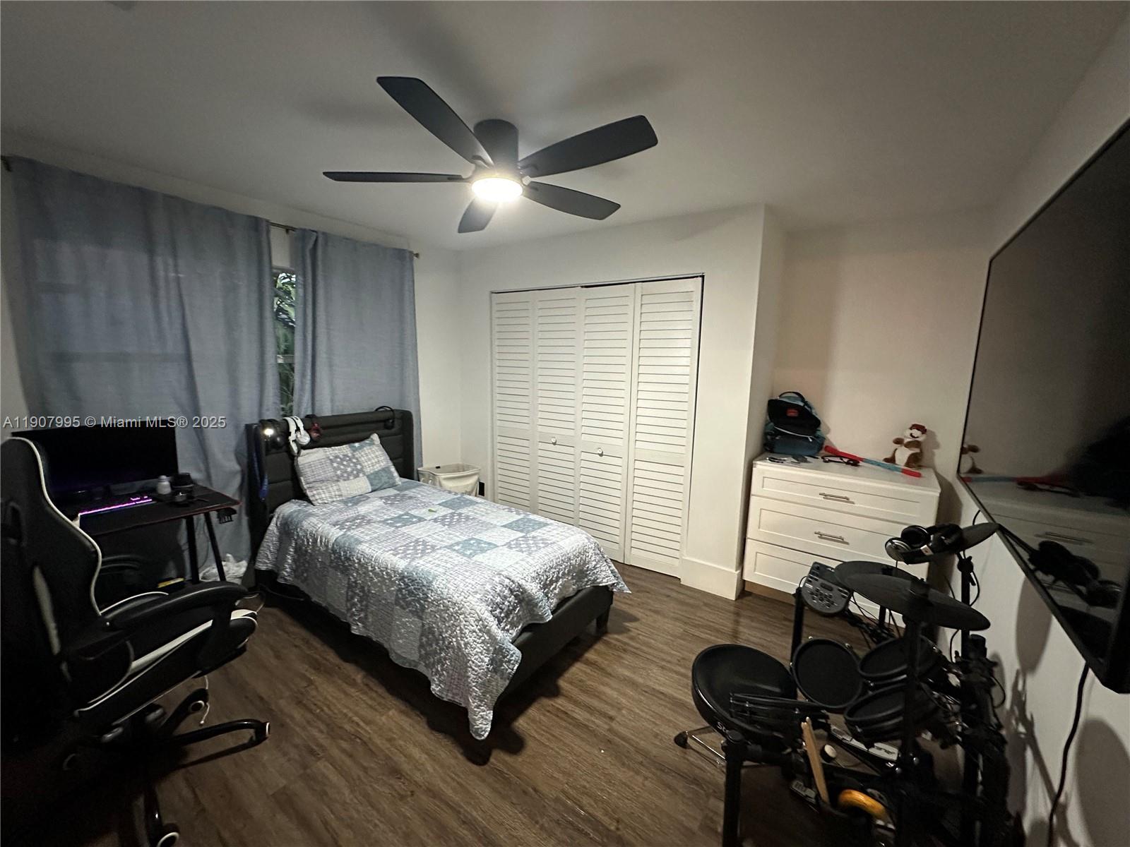 WINSTON PARK SECTION TWO- - Residential Lease