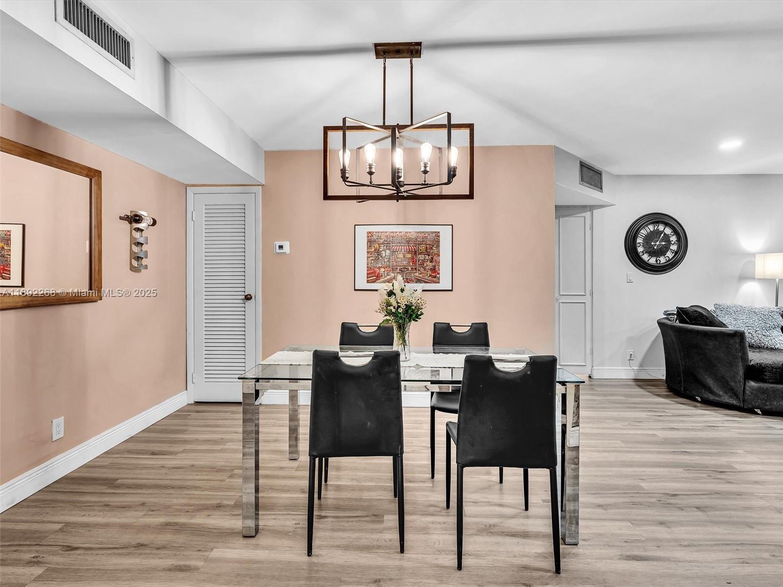 INVERRARY COUNTRY CLUB - Residential