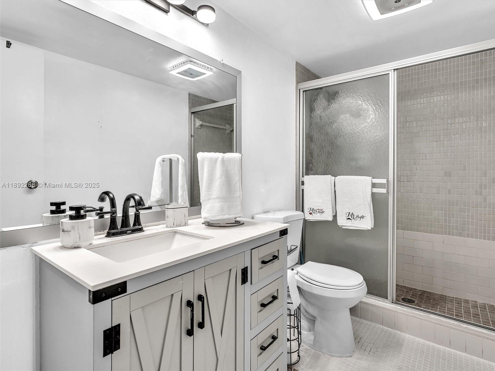 INVERRARY COUNTRY CLUB - Residential