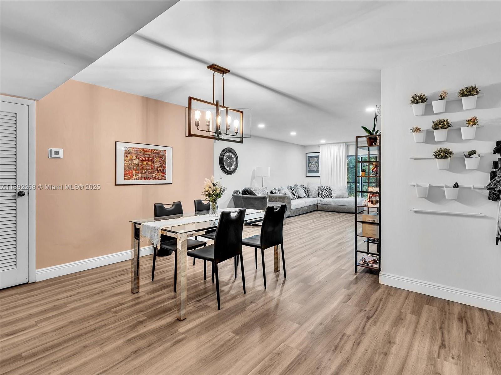 INVERRARY COUNTRY CLUB - Residential