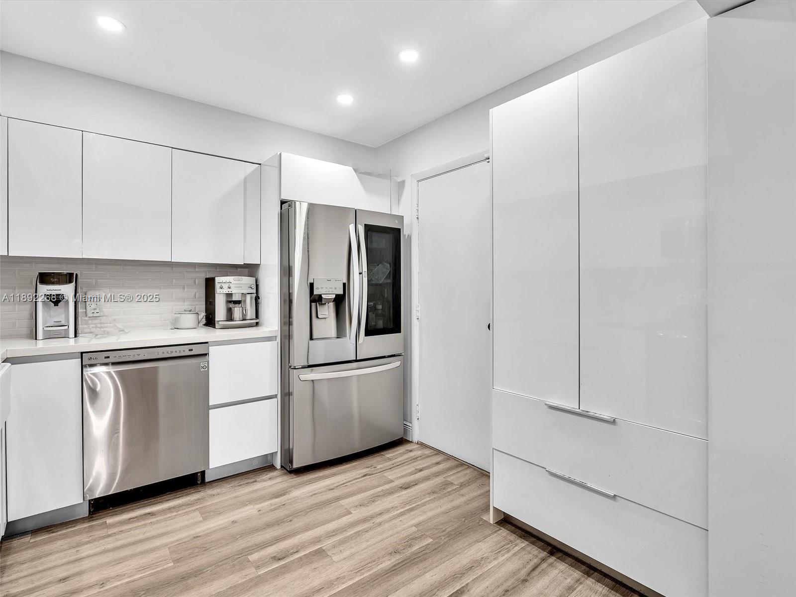 INVERRARY COUNTRY CLUB - Residential