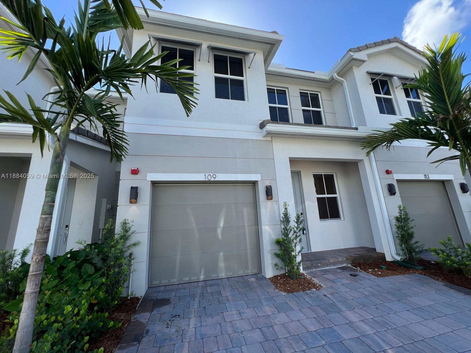 Merrick Square - Residential Lease