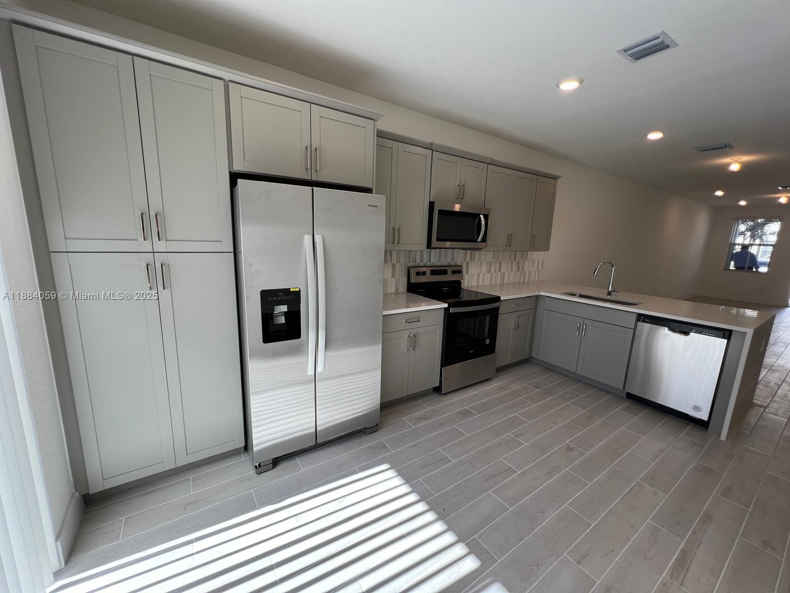 Merrick Square - Residential Lease