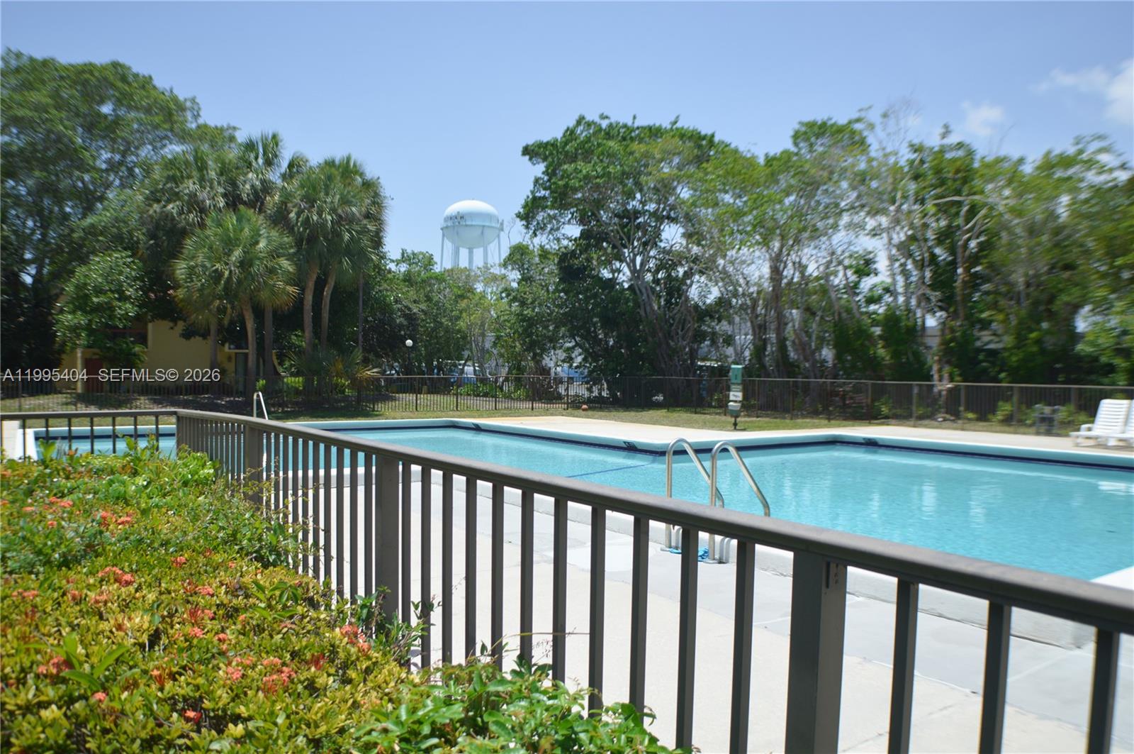 VISTA GARDENS I CONDO - Residential