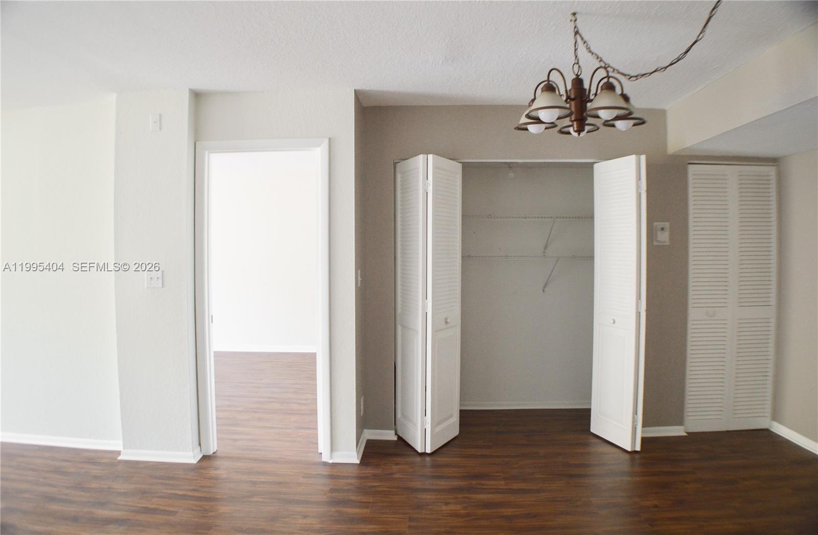 VISTA GARDENS I CONDO - Residential