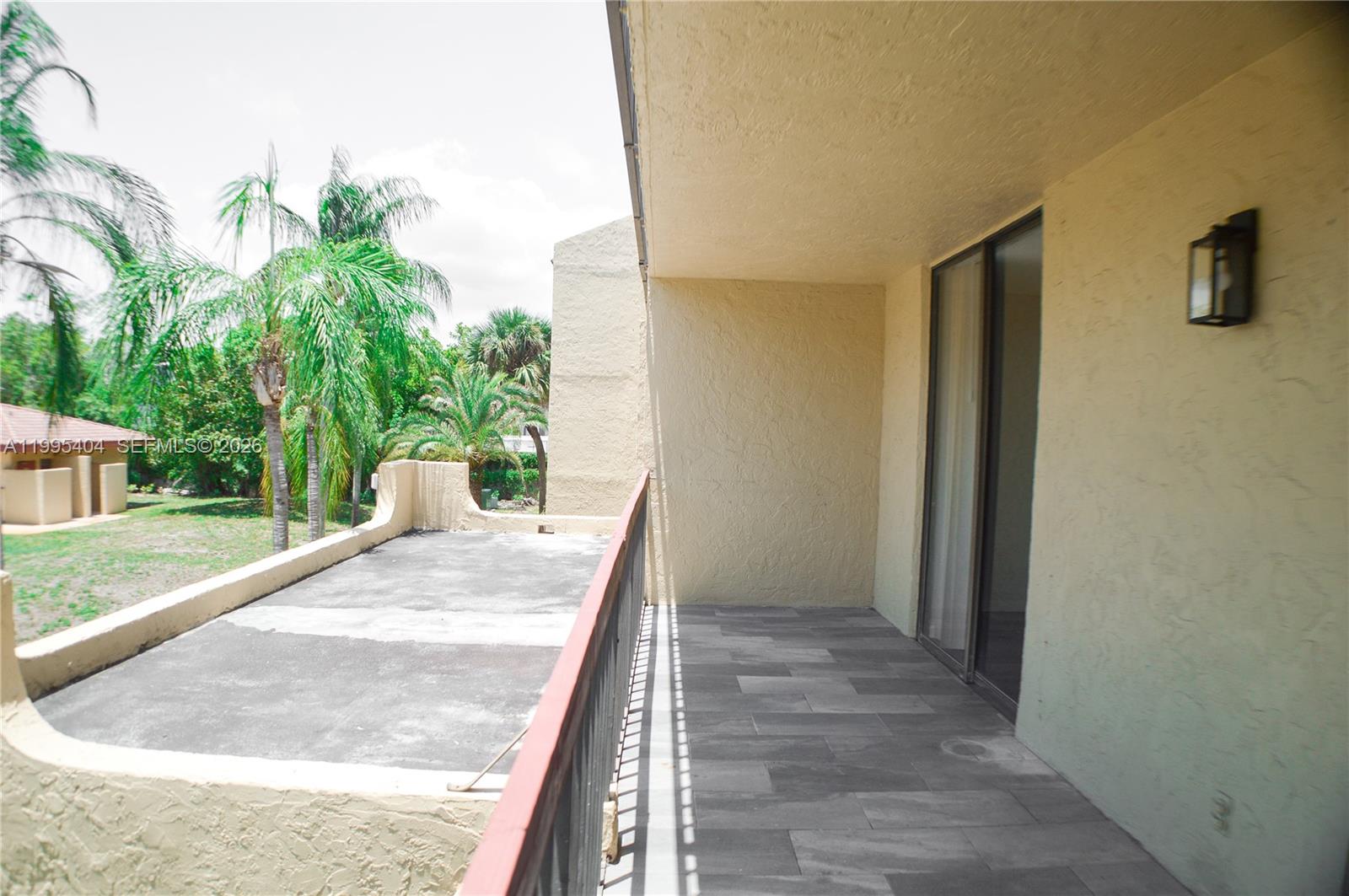 VISTA GARDENS I CONDO - Residential