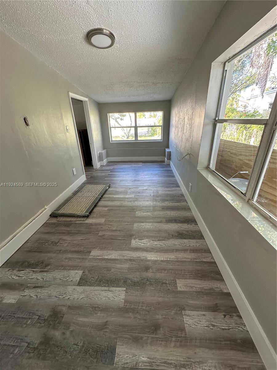 LAKE FOREST SEC ONE - Residential Lease