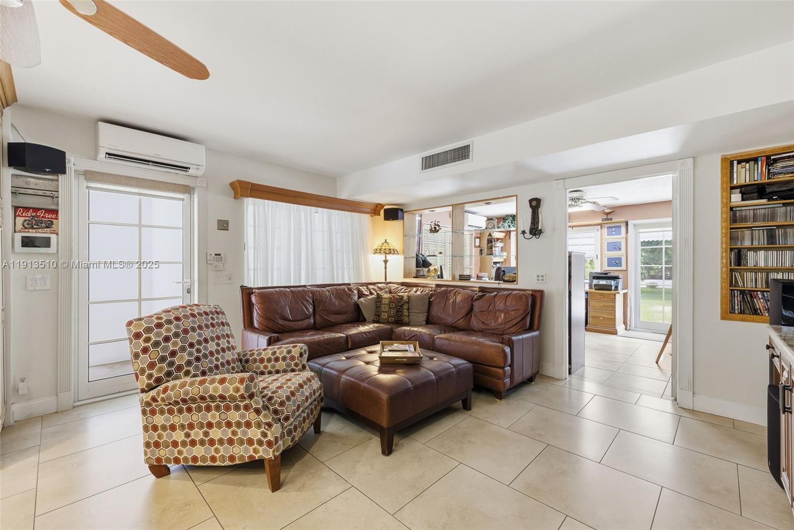 COUNTRY CLUB ESTATES UNIT - Residential