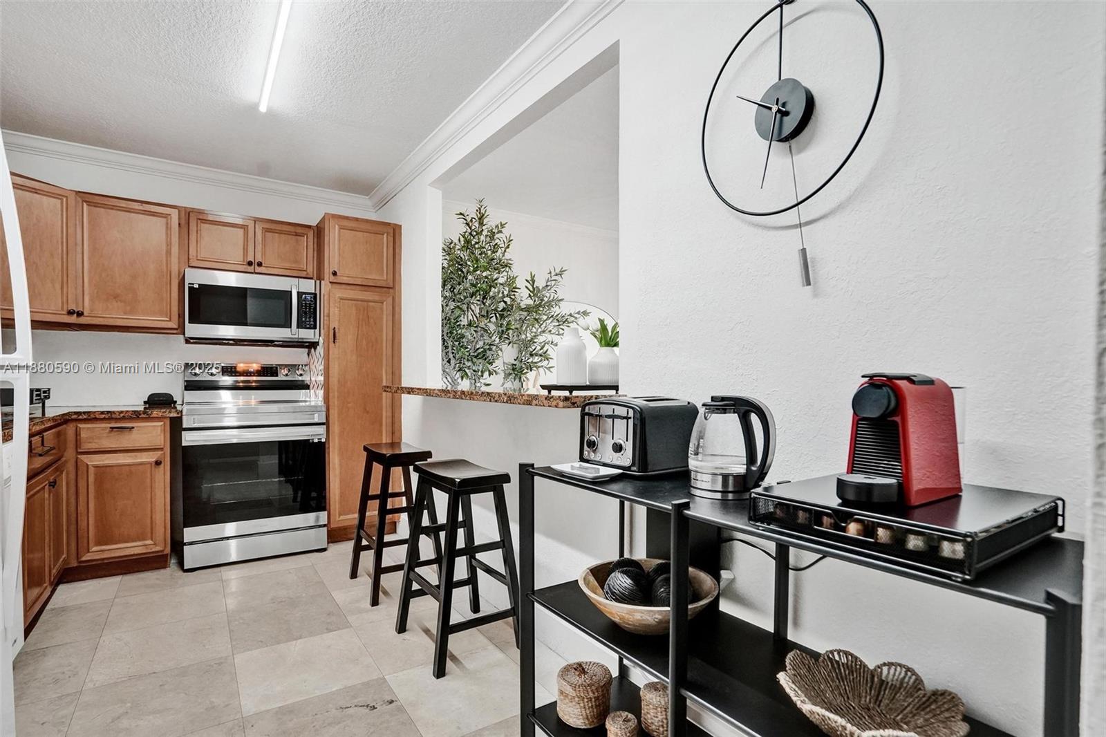 OCEANVIEW BUILDING B COND - Residential