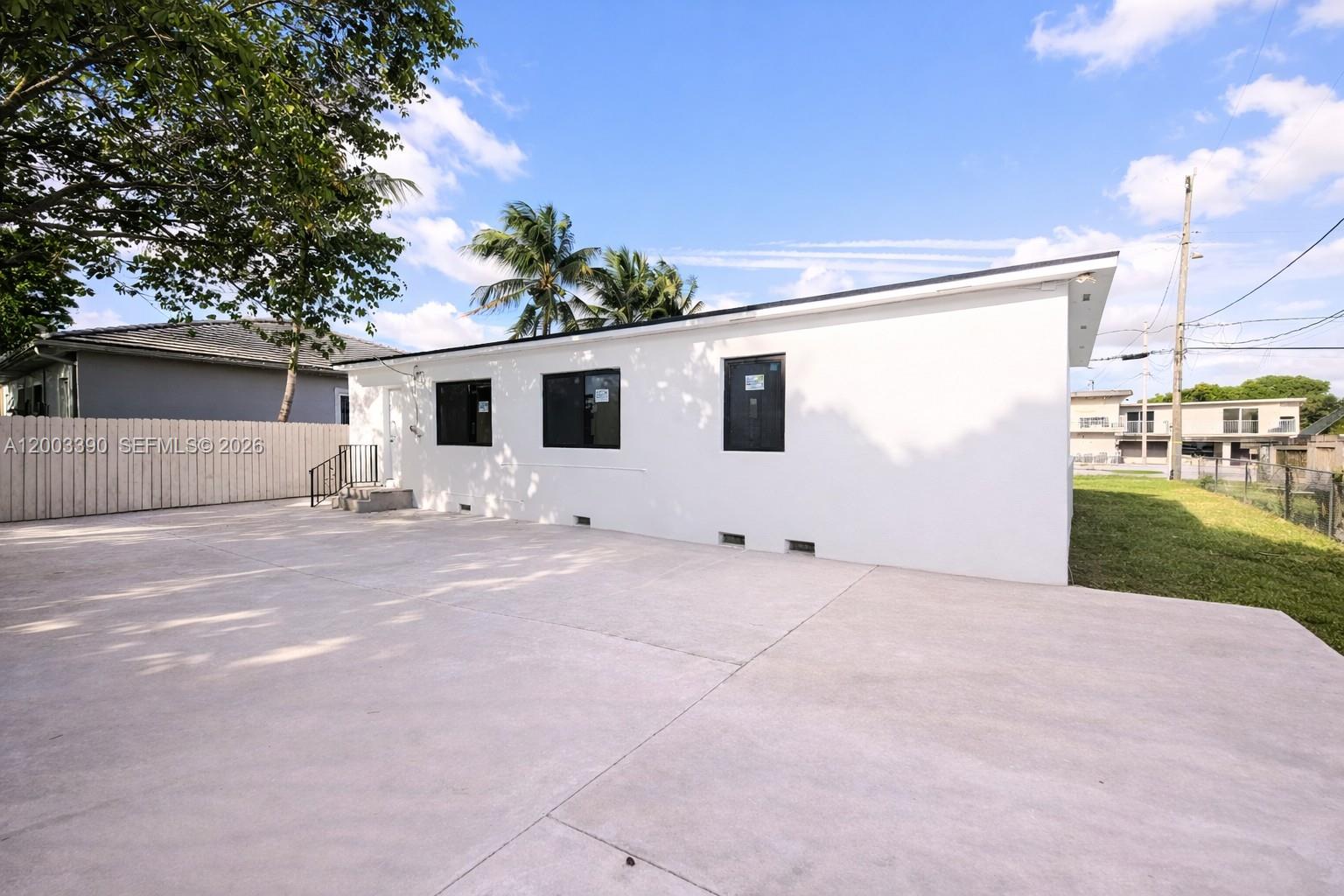 KEW GARDENS - Residential Lease