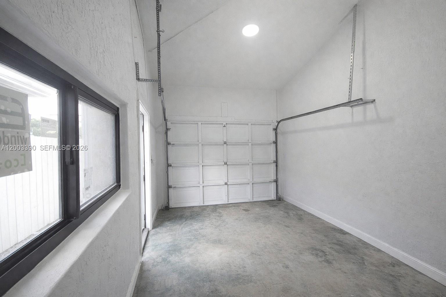 KEW GARDENS - Residential Lease