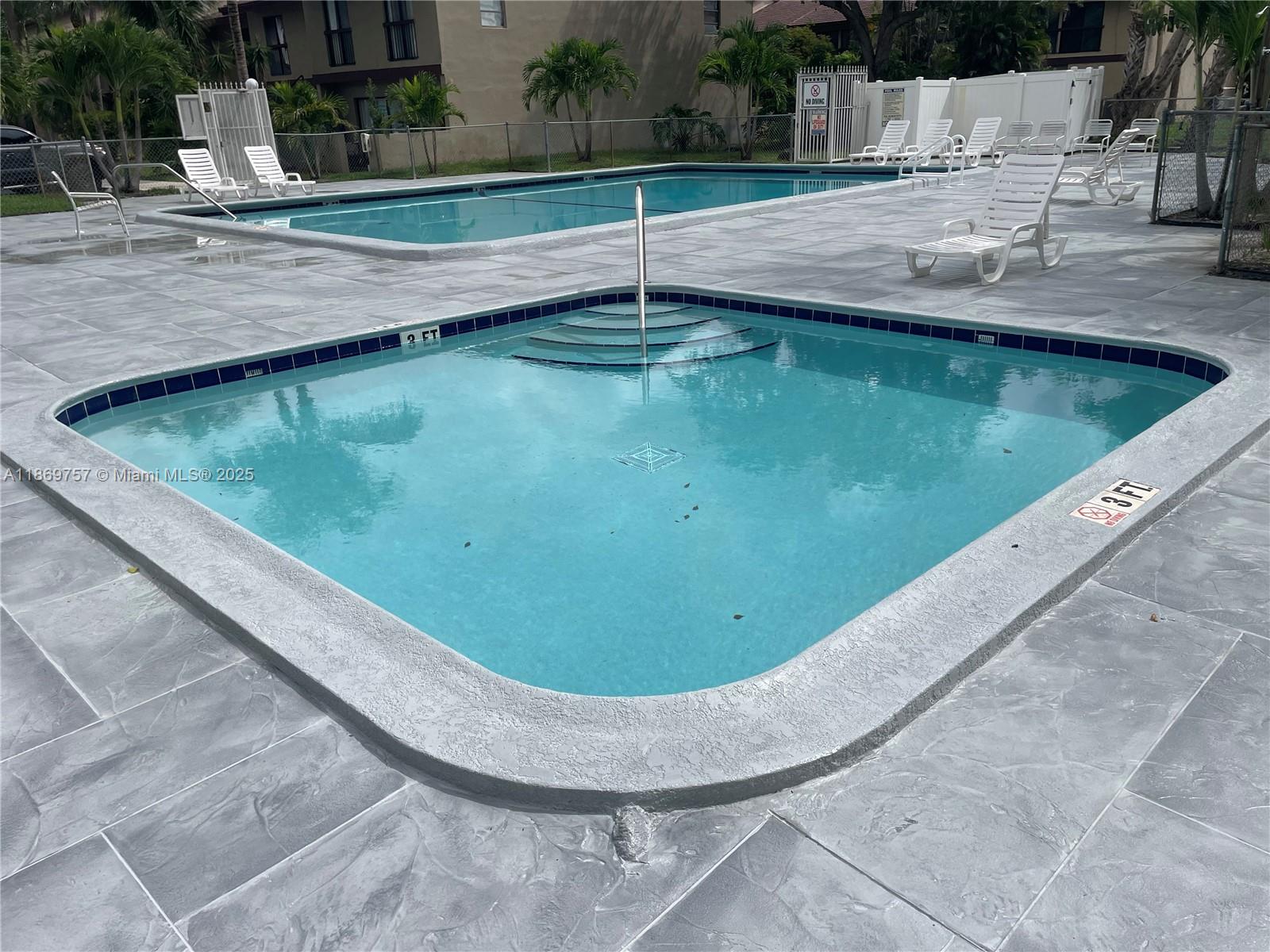 CLASSIC TOWNE HOUSES WEST - Residential