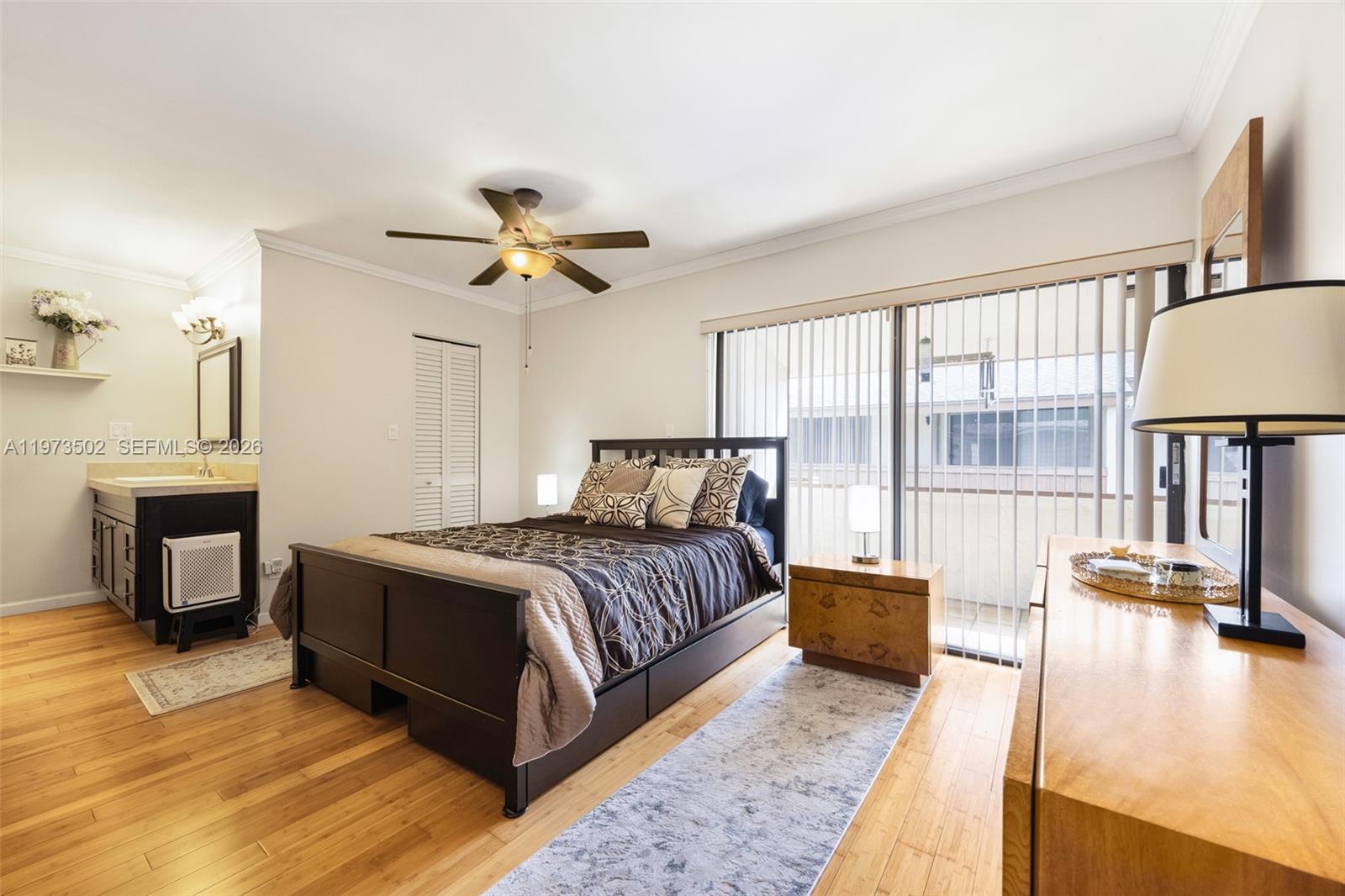 GREENGLADES CONDO13 - Residential