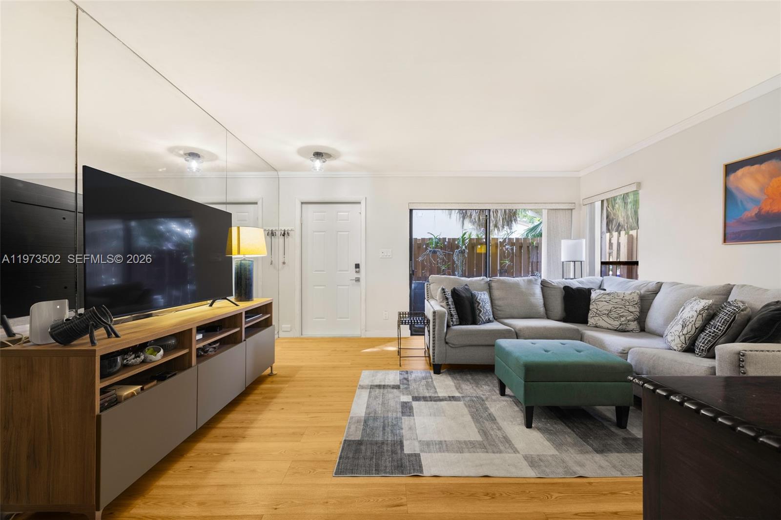 GREENGLADES CONDO13 - Residential