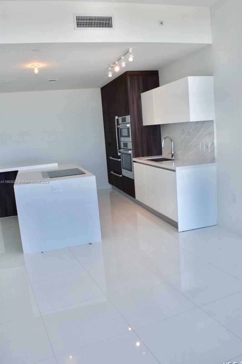 851 NE 1st Ave 2510