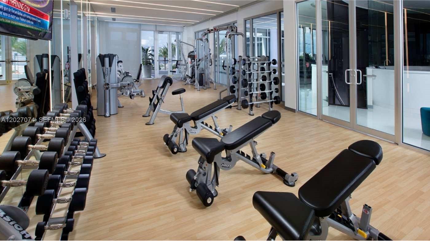 LANDMARK AT DORAL CENTRAL - Residential