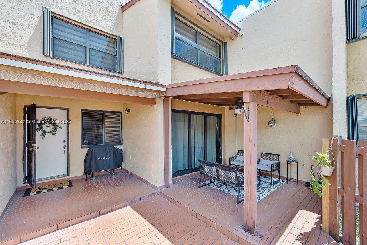 INDIAN SUMMER VILG CONDO - Residential Lease