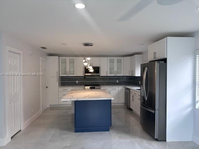 WINDCHIME LAKES - Residential Lease