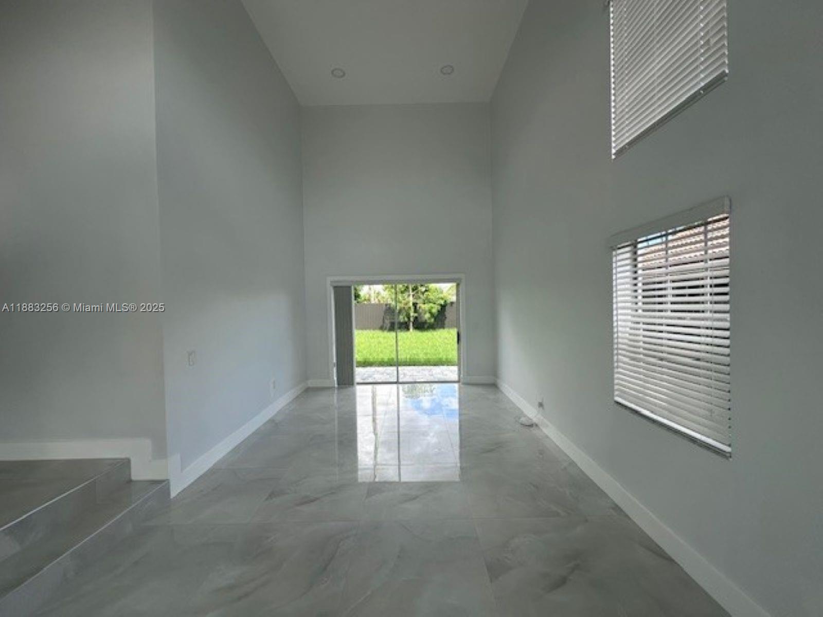WINDCHIME LAKES - Residential Lease