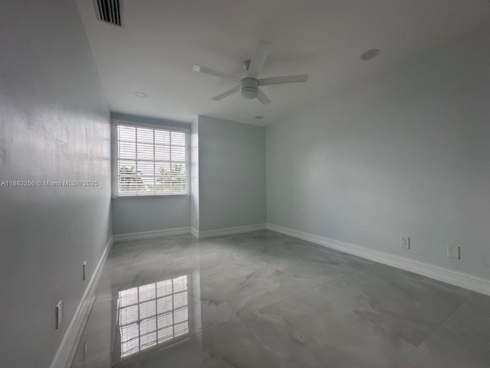 WINDCHIME LAKES - Residential Lease