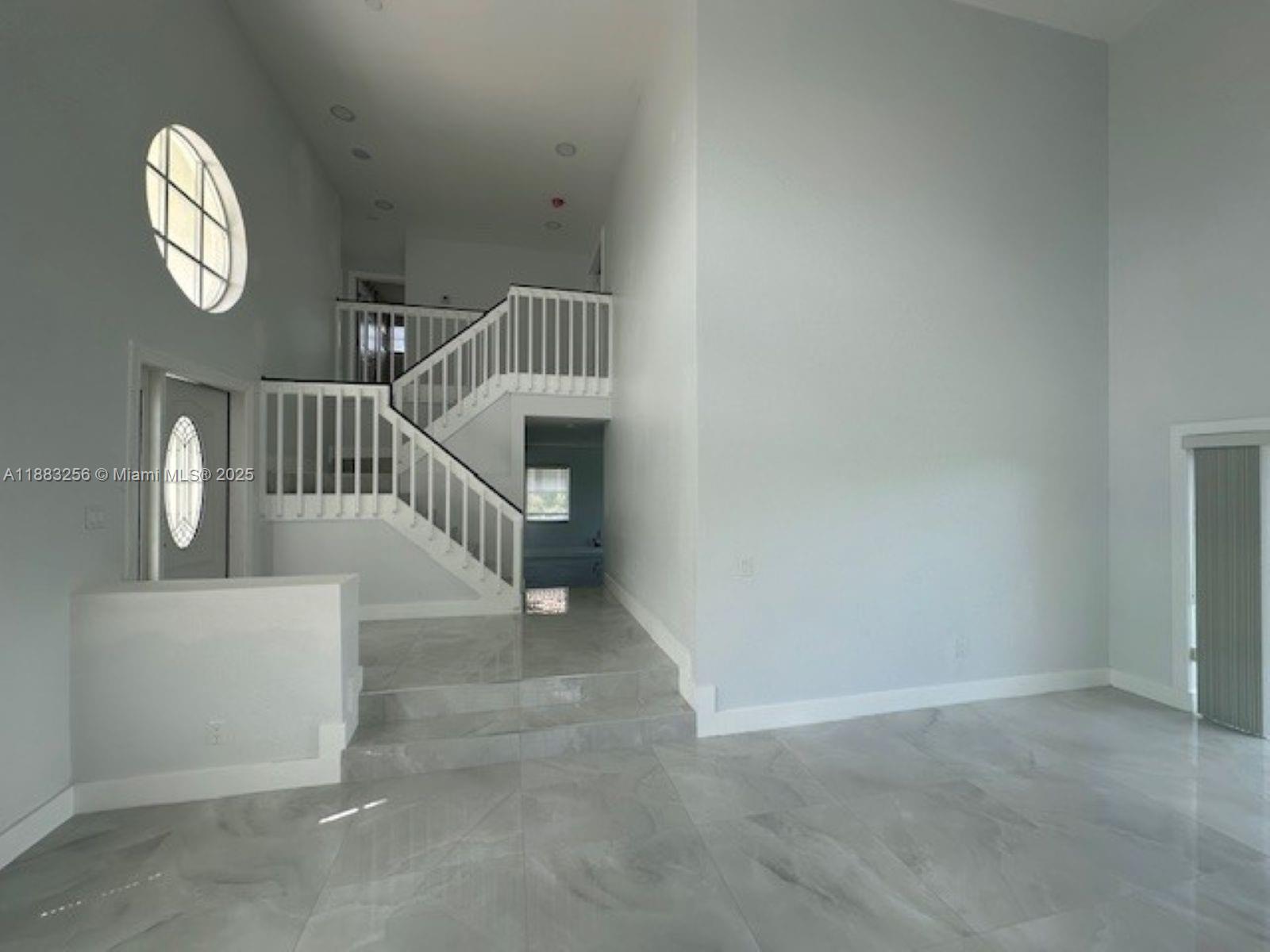 WINDCHIME LAKES - Residential Lease