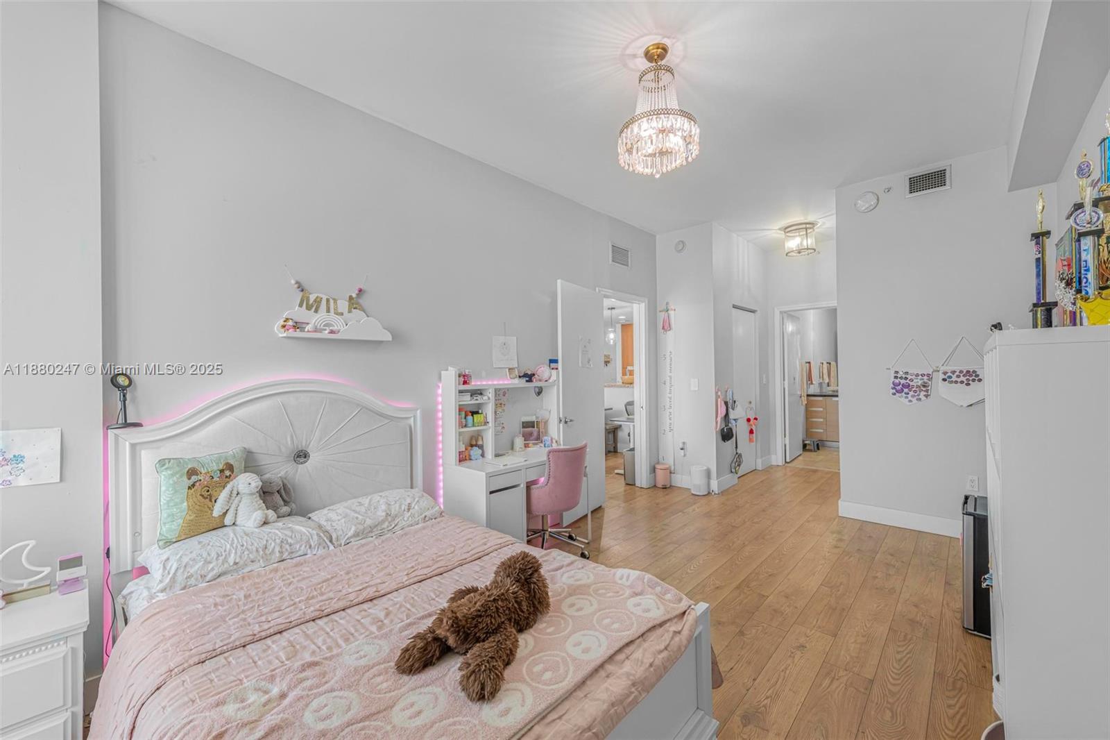 THE LEXI CONDO - Residential Lease