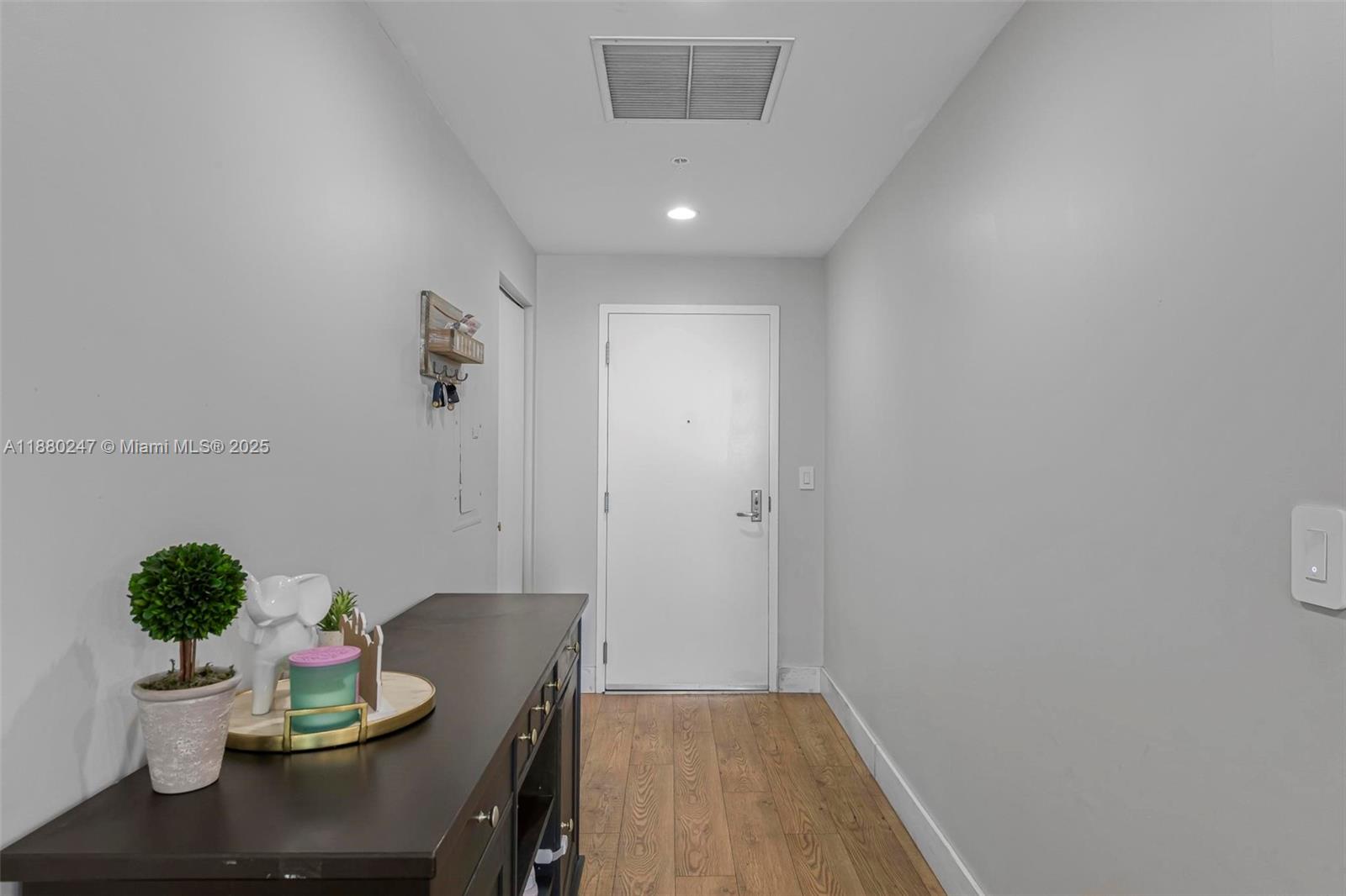 THE LEXI CONDO - Residential Lease