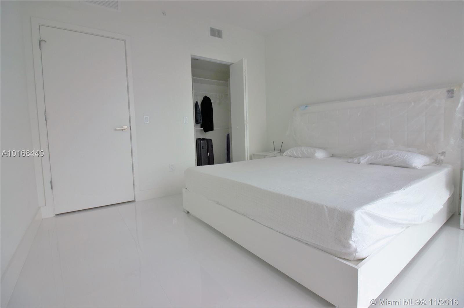 THE BOND - Residential Lease