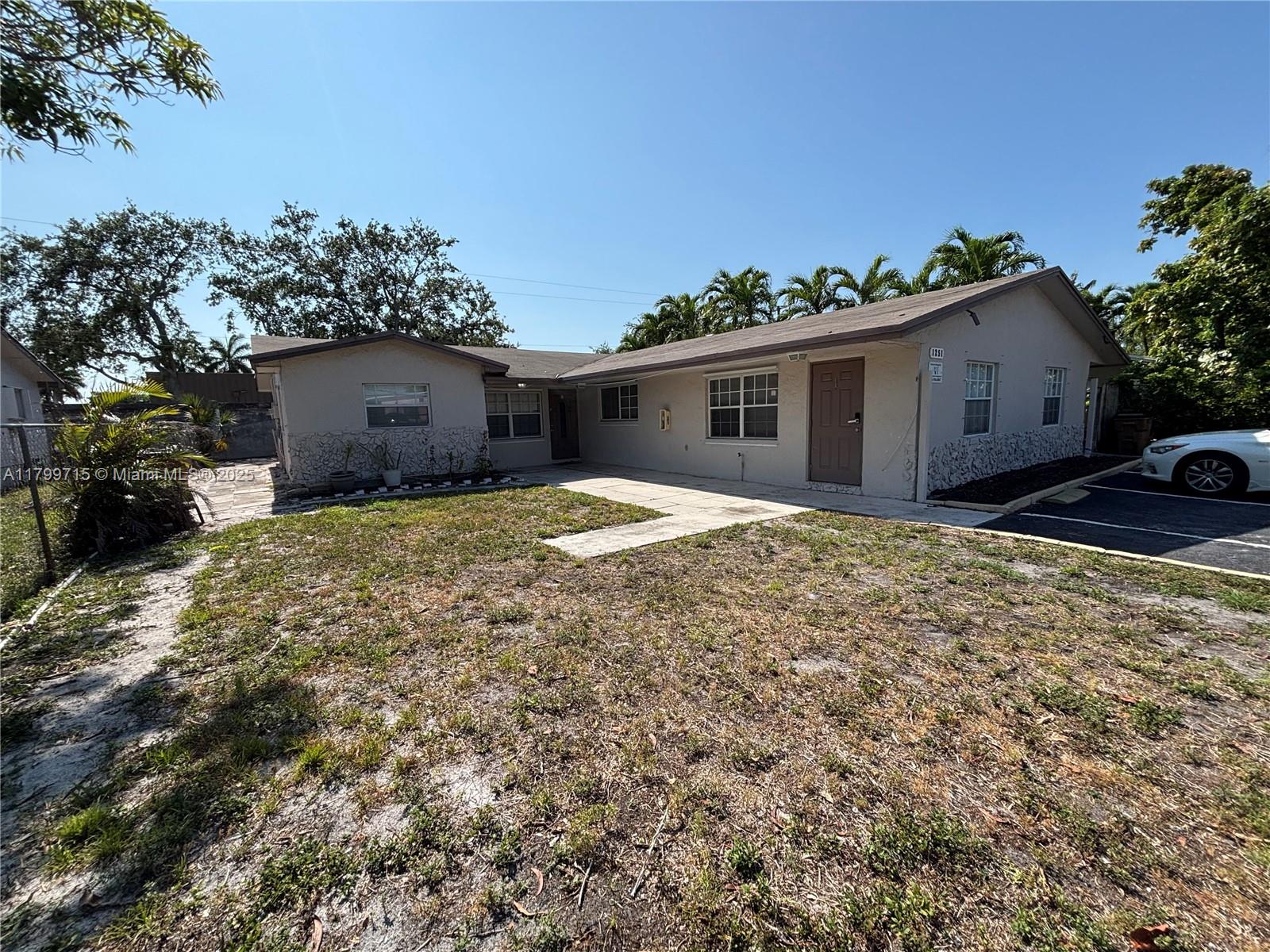 1251 SW 11th Ave 2