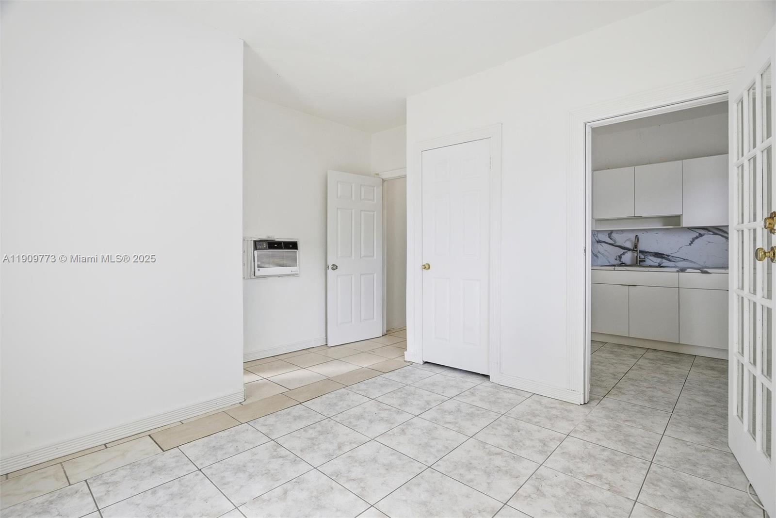 FULFORD HIGHLANDS - Residential