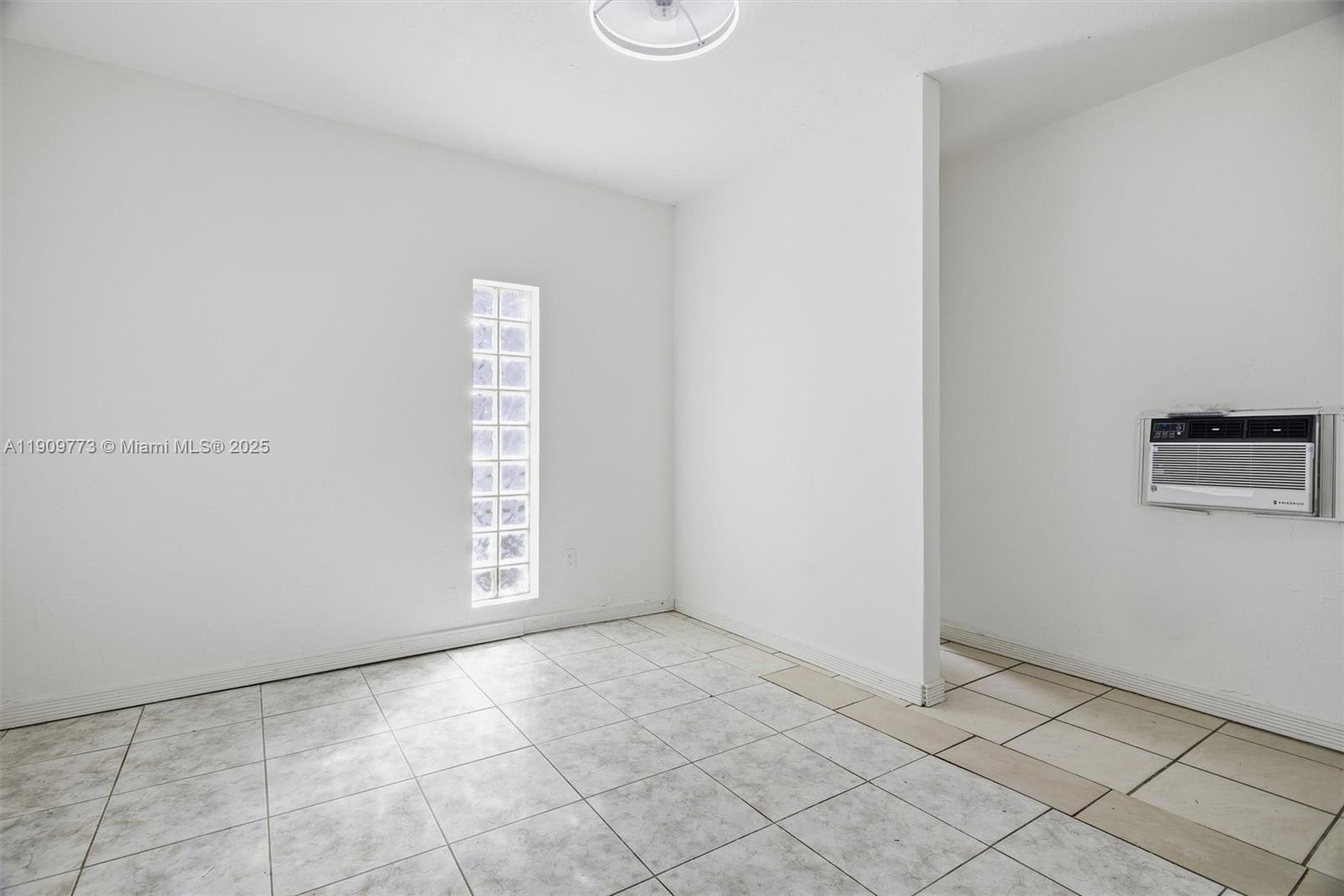 FULFORD HIGHLANDS - Residential