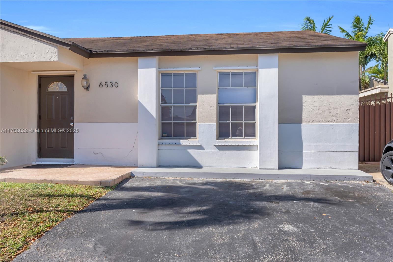 Photo 1 of 6530 Nw 197th Ln, Hialeah, Florida, $480,000, Web #: 11758632