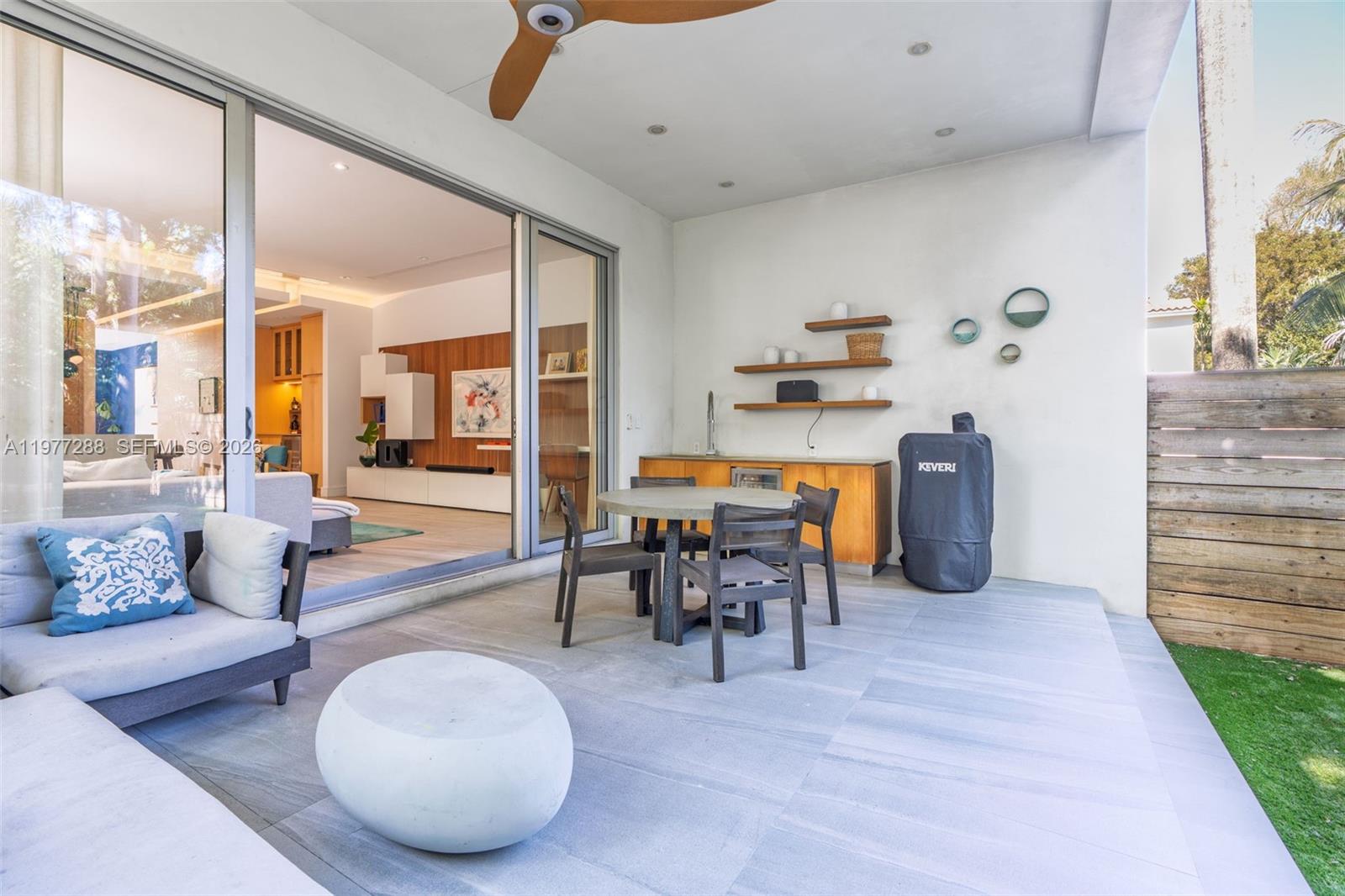 2977 BRIDGEPORT CONDO - Residential