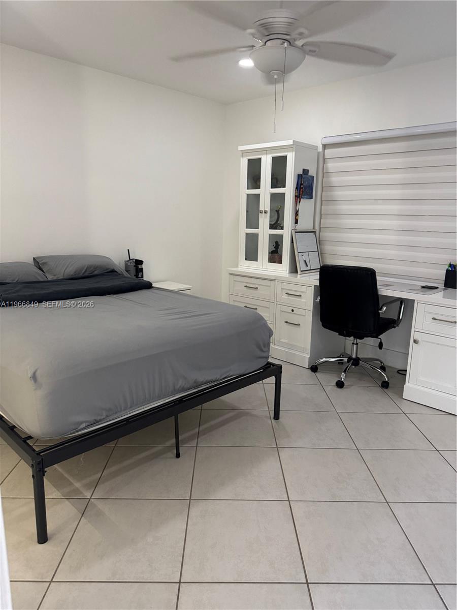 SOUTHERN ESTATES 9TH ADDN - Residential