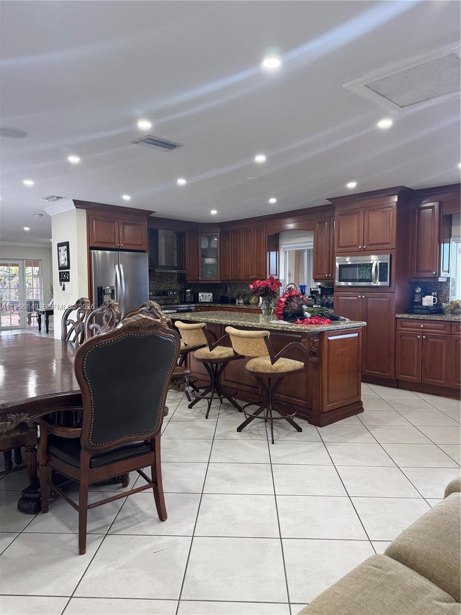 SOUTHERN ESTATES 9TH ADDN - Residential