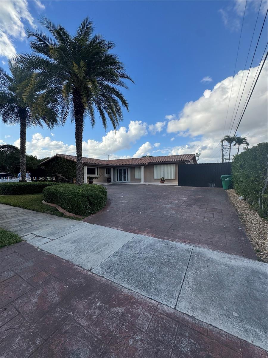 SOUTHERN ESTATES 9TH ADDN - Residential