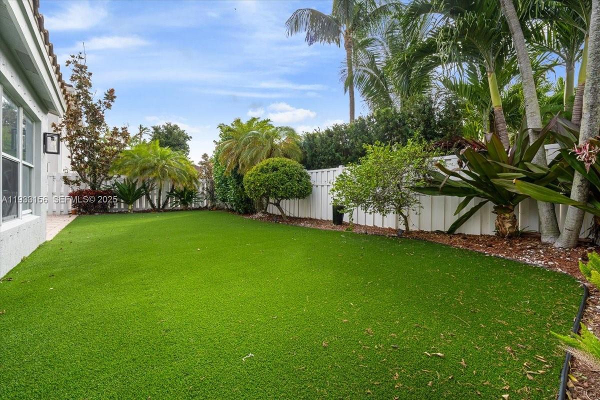 MAPLE RIDGE - Residential Lease