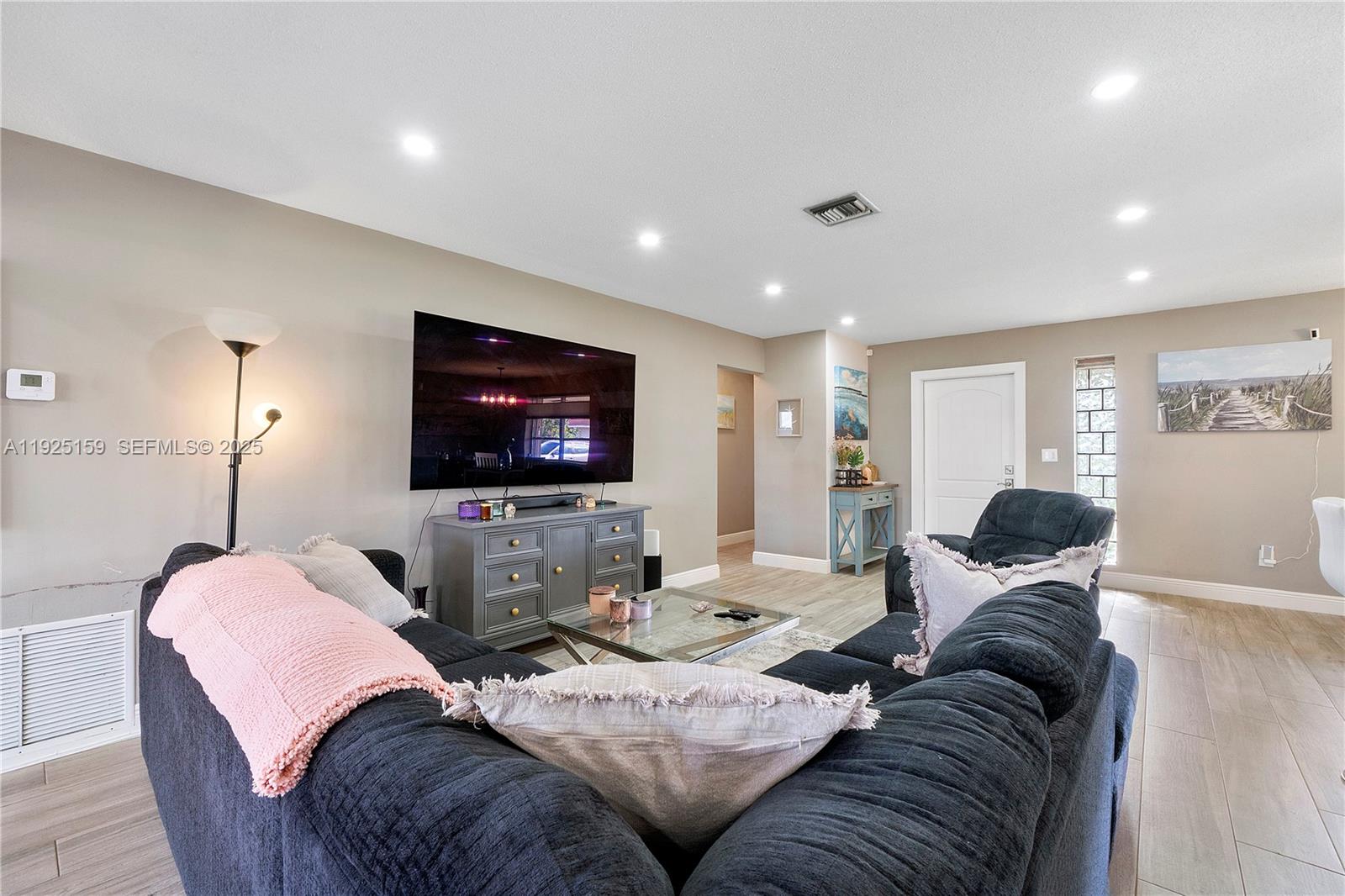 BOULEVARD HEIGHTS SEC NIN - Residential