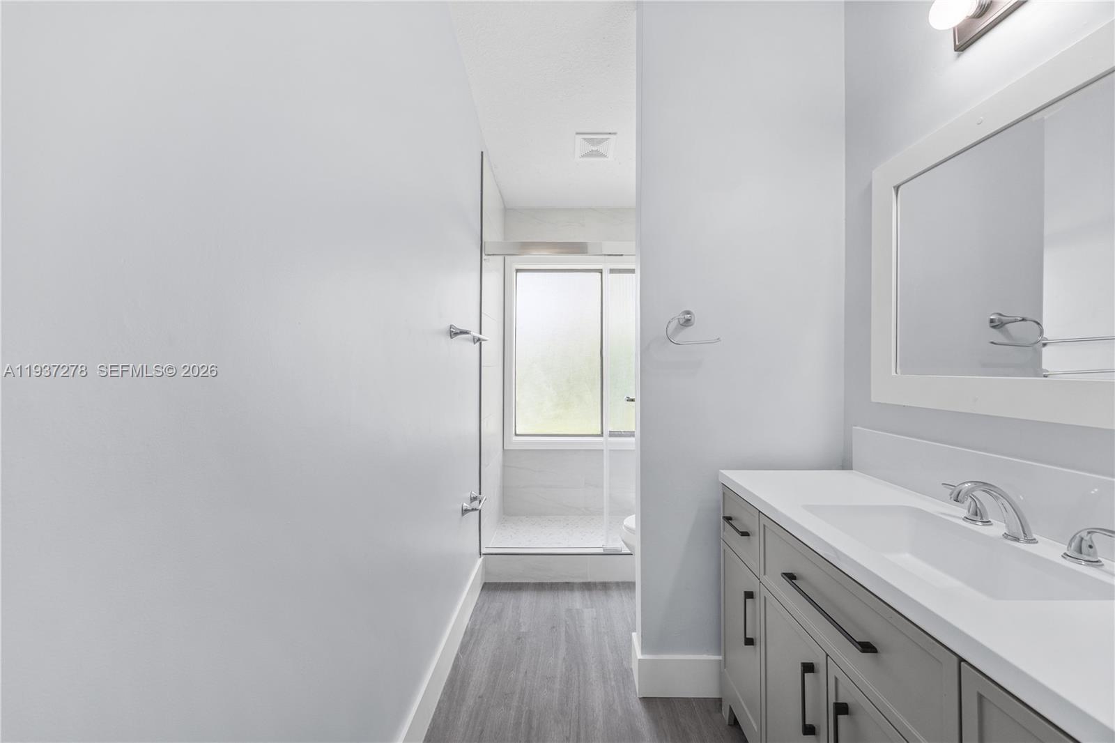 SPRINGTREE - Residential Lease