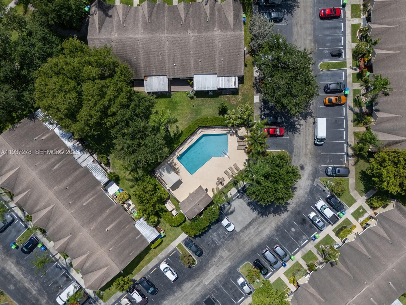 SPRINGTREE - Residential Lease