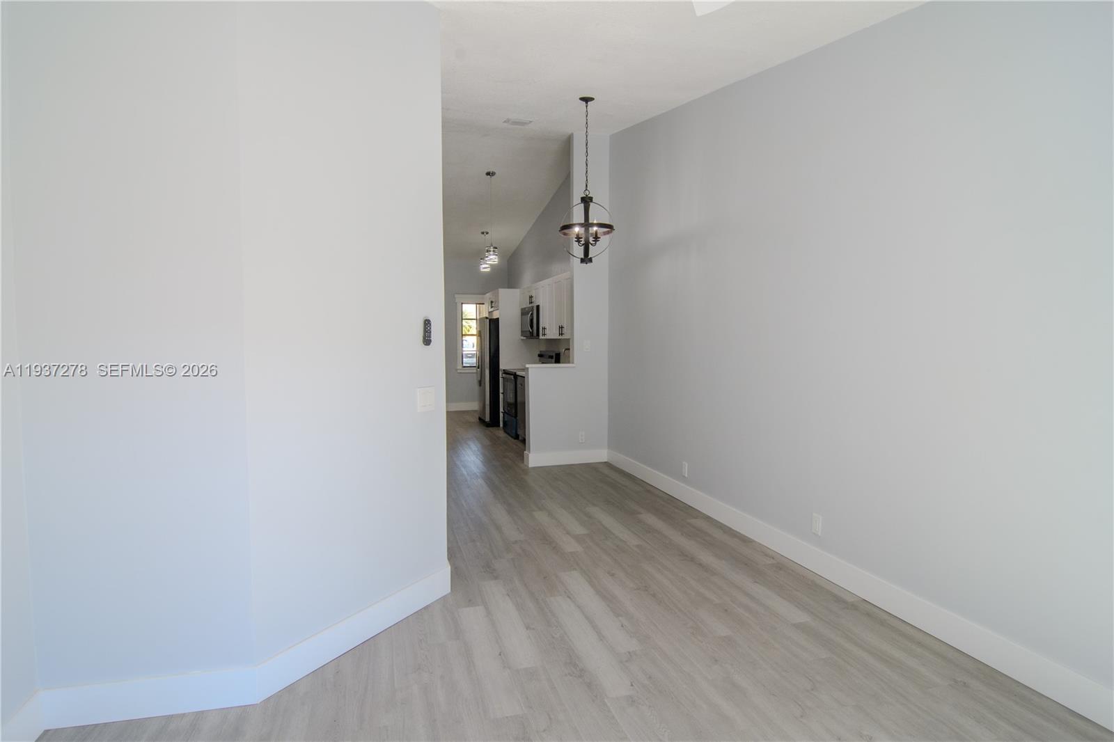 SPRINGTREE - Residential Lease