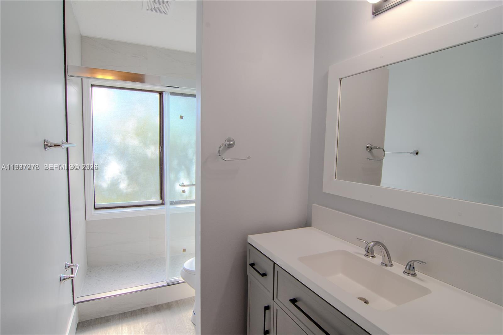 SPRINGTREE - Residential Lease