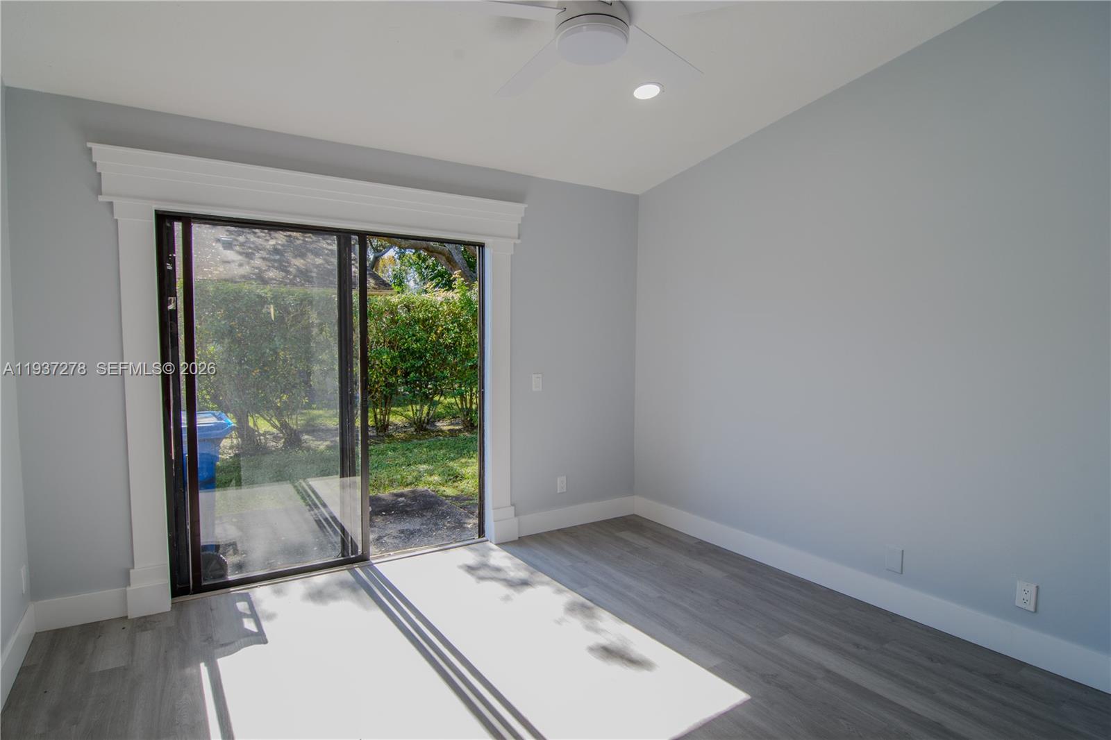 SPRINGTREE - Residential Lease