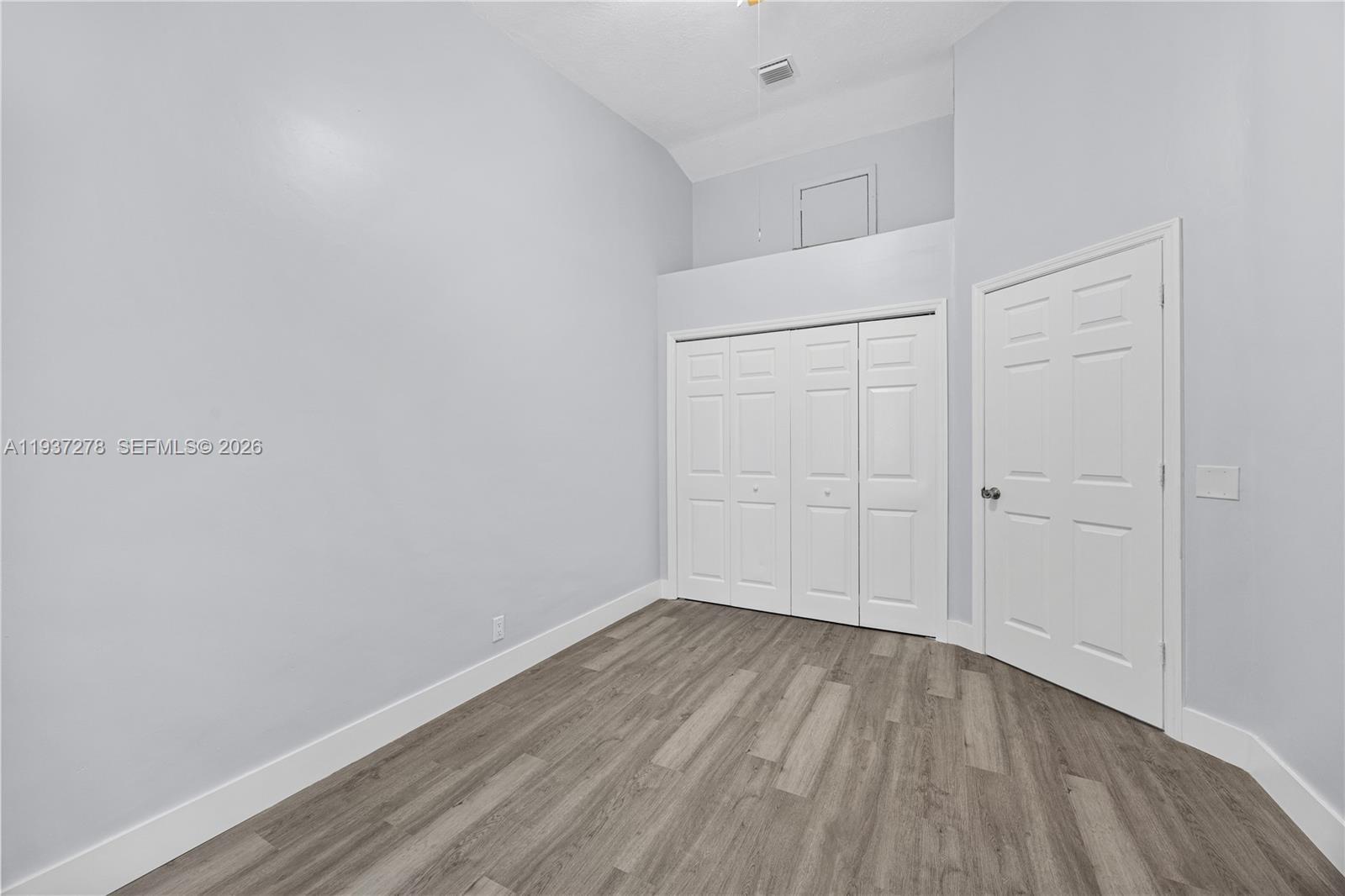 SPRINGTREE - Residential Lease