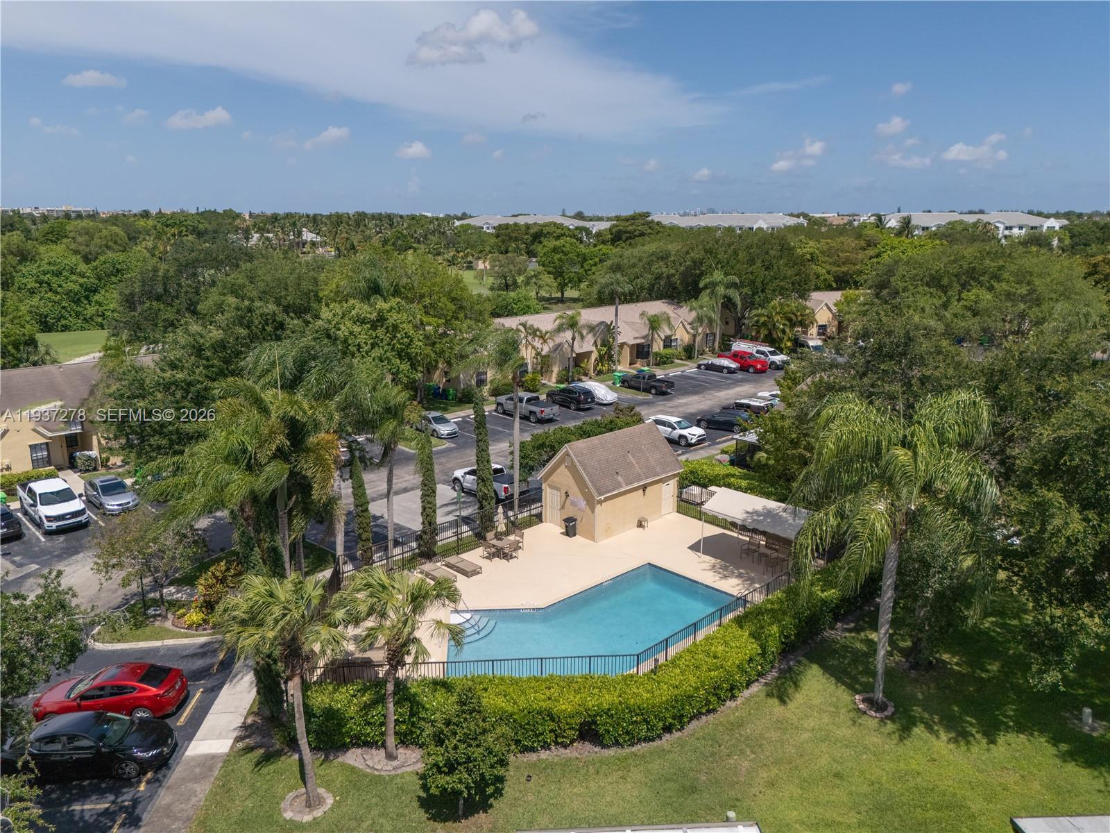 SPRINGTREE - Residential Lease